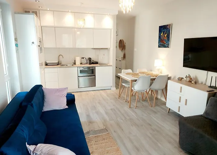 Apartament Morze Sztuki Ii, Jantar