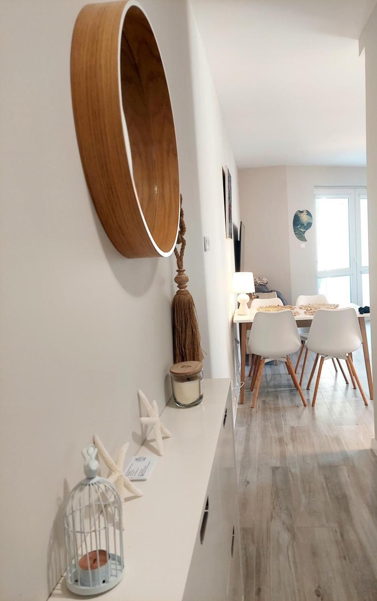 Morze Sztuki Ii, Apartament Jantar